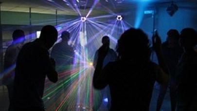 Gecə klubunda atışma - ÖLƏNLƏR VAR